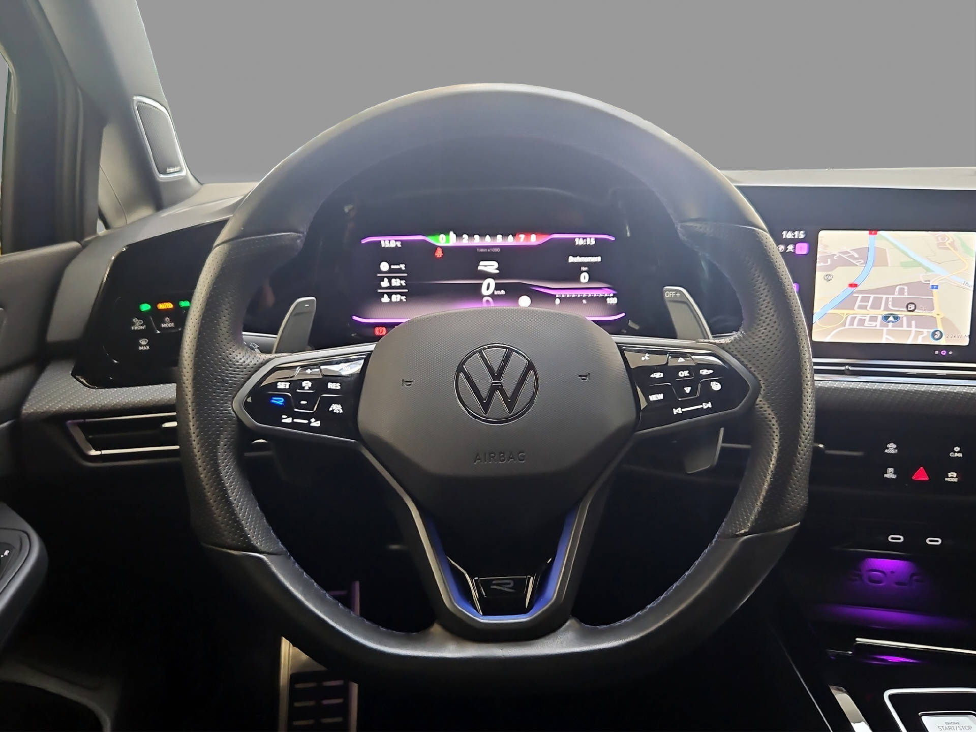 VW Golf VIII 2.0 TSI R Performance DSG 4motion-image-7