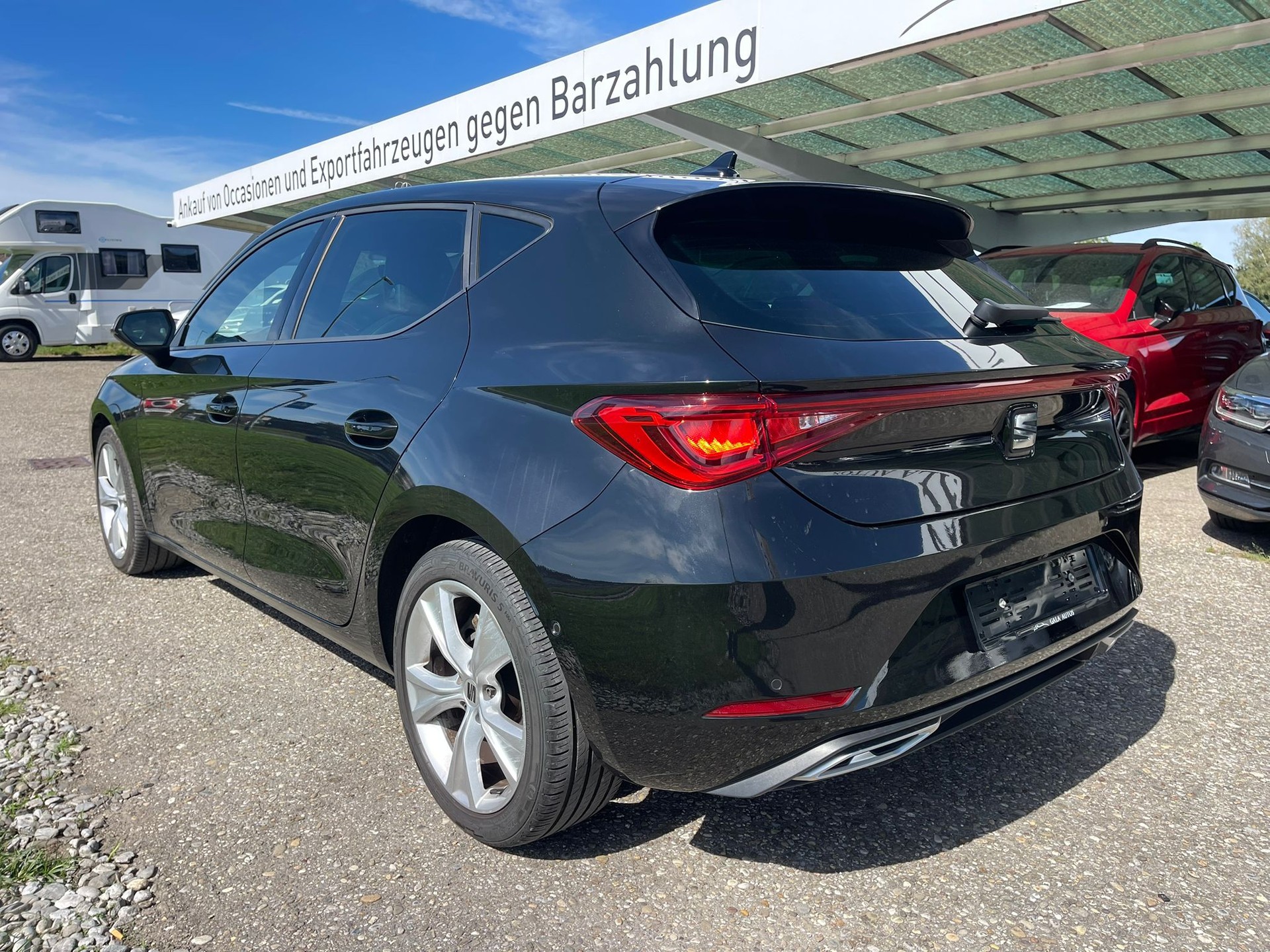 SEAT Leon 1.5 eTSI mHEV DSG Style-image-5