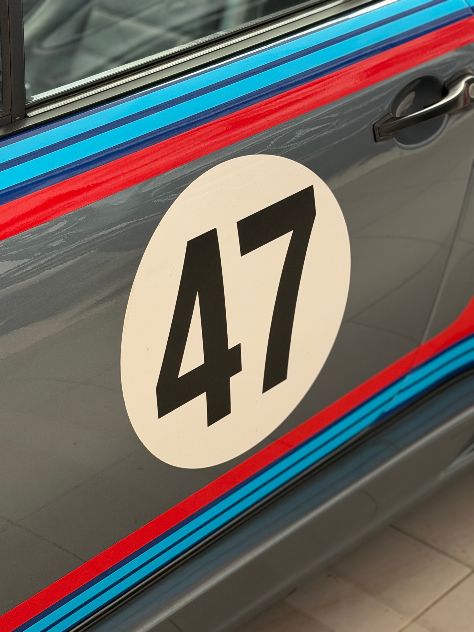 PORSCHE 911 SC Cabrio-image-12