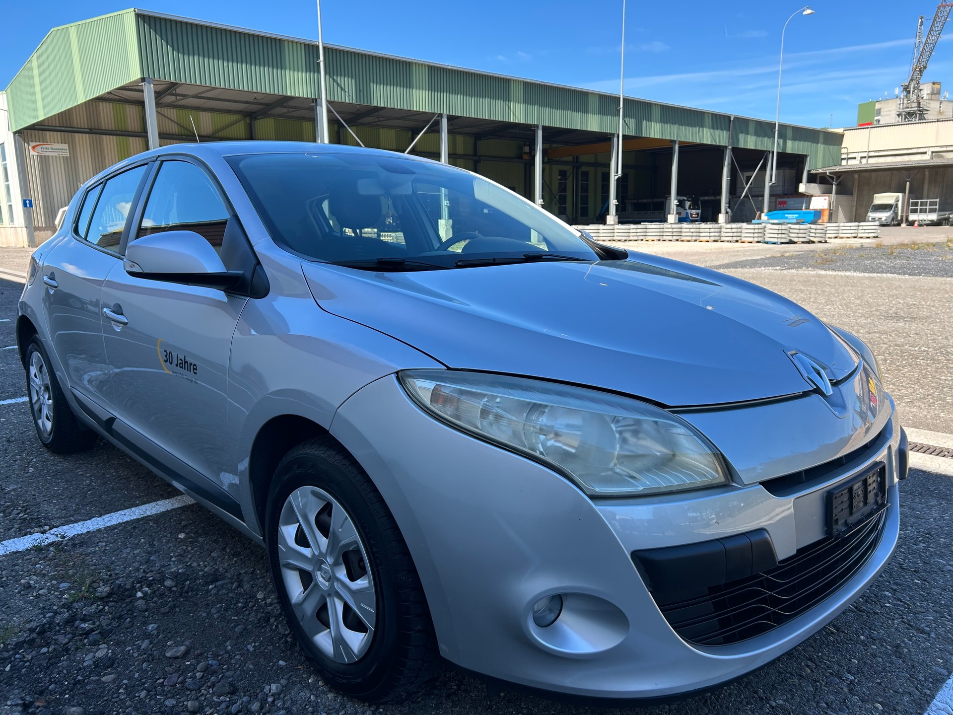 RENAULT Mégane 1.6 16V Expression-image-2