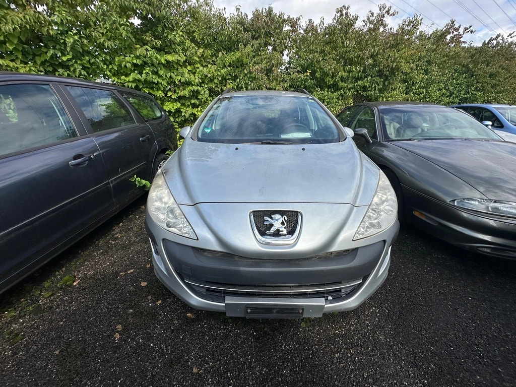 PEUGEOT 308 SW 1.6 HDI Trendy-image-1