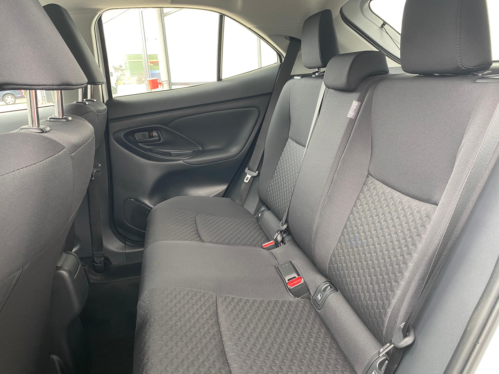 TOYOTA Yaris Cross 1.5 VVT-i HSD Comfort-image-10