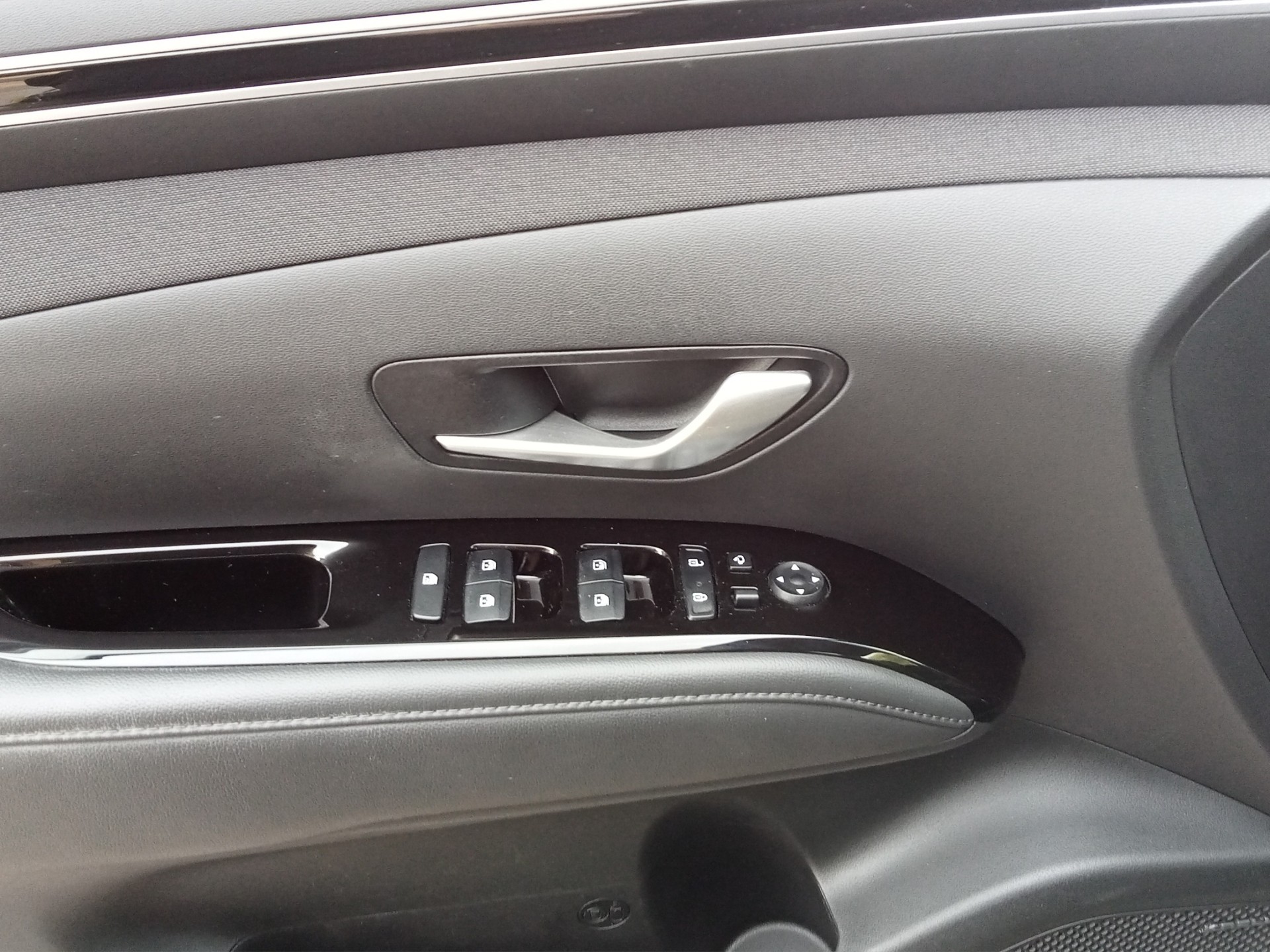 HYUNDAI Tucson 1.6 TGDI HEV Vertex 4WD-image-16