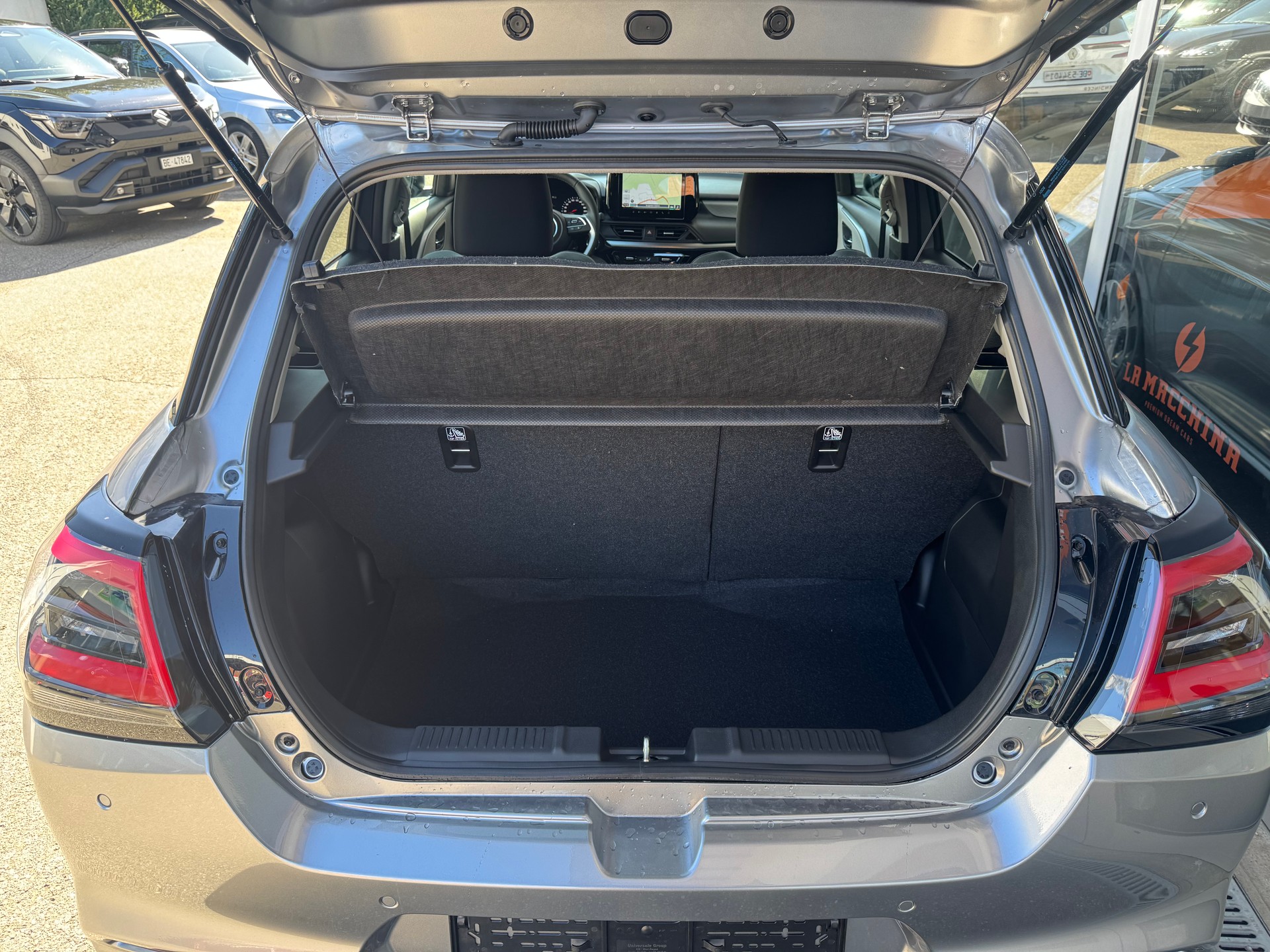 SUZUKI Swift 1.2 Compact Top Hybrid CVT-image-14