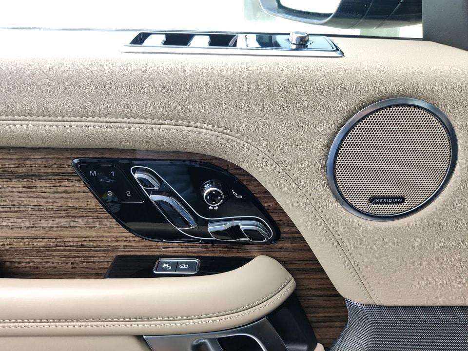 LAND ROVER Range Rover 3.0 SDV6 Vogue Automatic-image-13