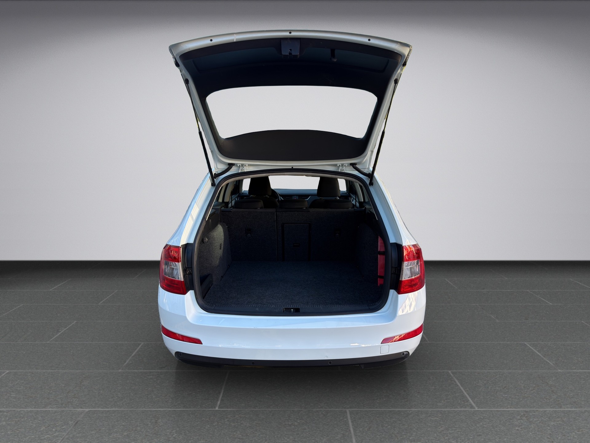 SKODA Octavia Combi 1.4 TSI G-tec Style CNG-image-14