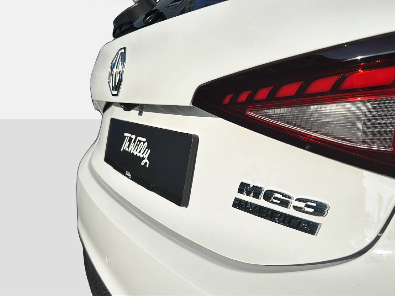 MG 3 1.5 Hybrid Luxury-image-14