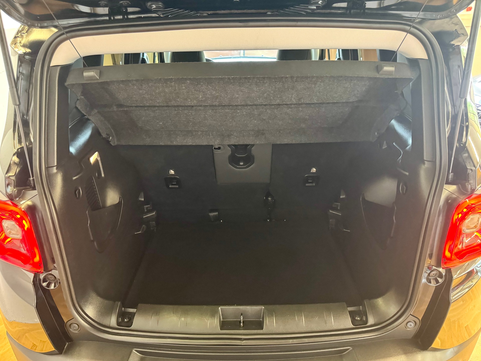 JEEP Renegade 1.5 MHEV Swiss Limited Plus-image-18
