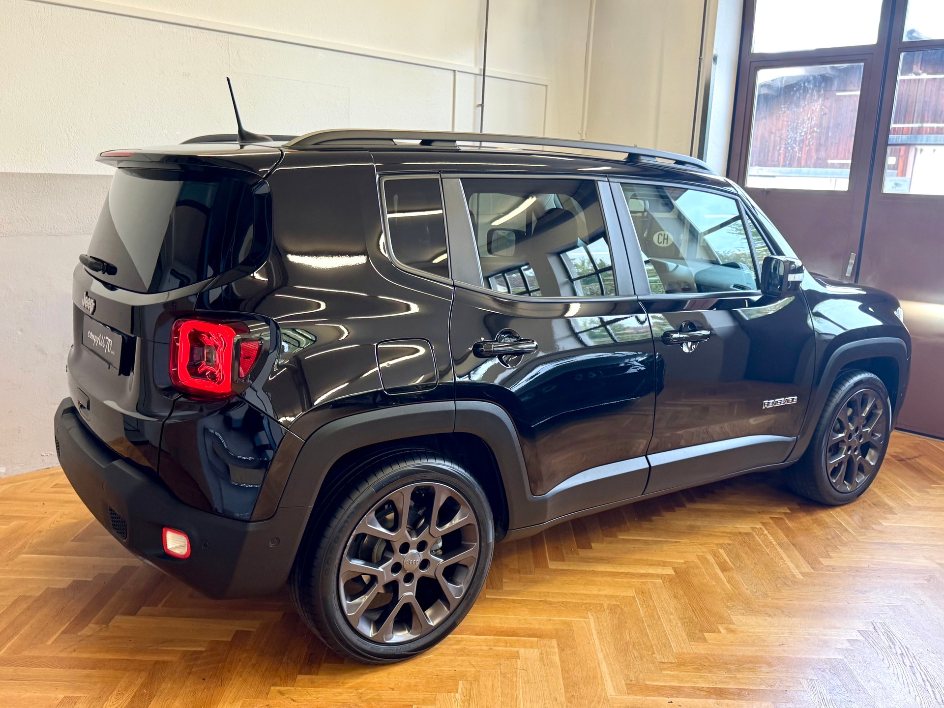 JEEP Renegade 1.5 MHEV Swiss Limited Plus-image-6