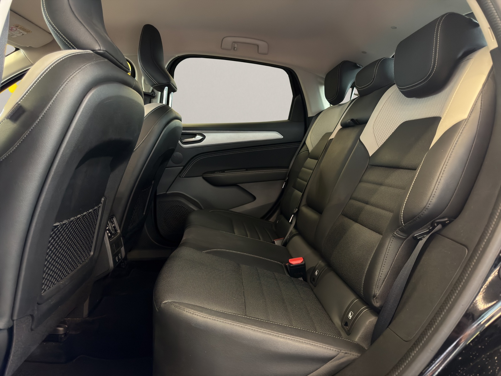 RENAULT Arkana 1.6 E-Tech Intens-image-11