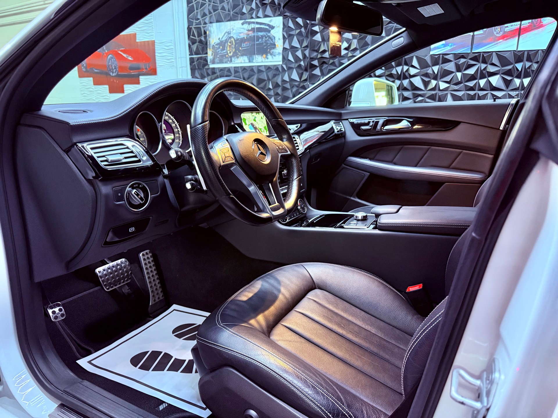 MERCEDES-BENZ CLS 350 CDI 7G-Tronic AMG Line-image-15
