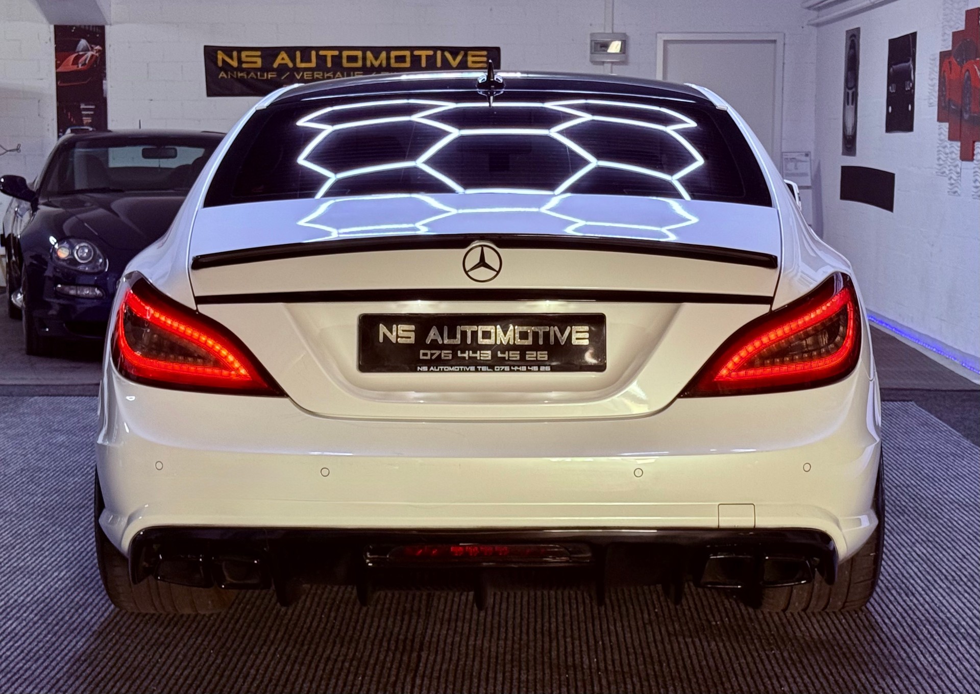 MERCEDES-BENZ CLS 350 CDI 7G-Tronic AMG Line-image-4