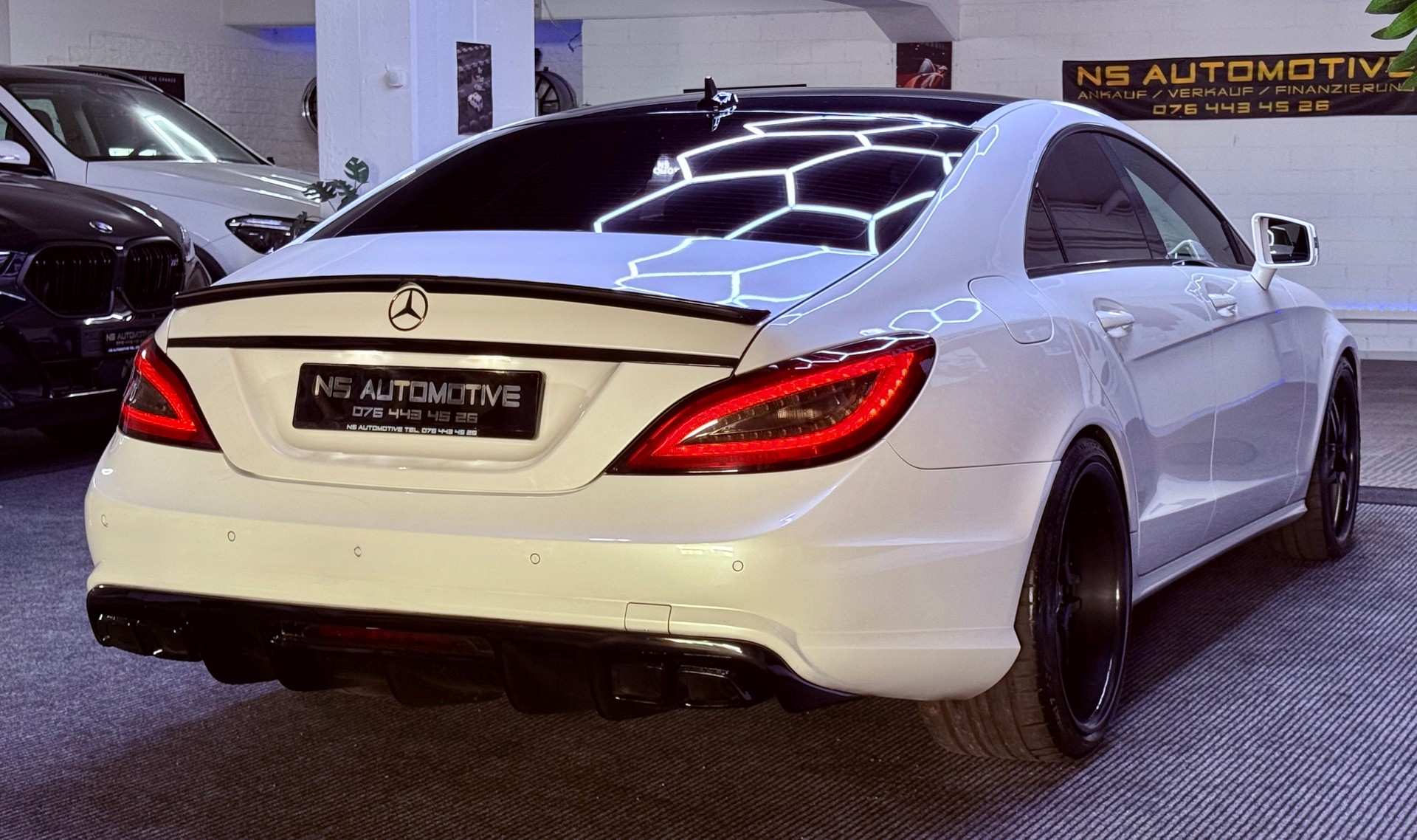 MERCEDES-BENZ CLS 350 CDI 7G-Tronic AMG Line-image-3