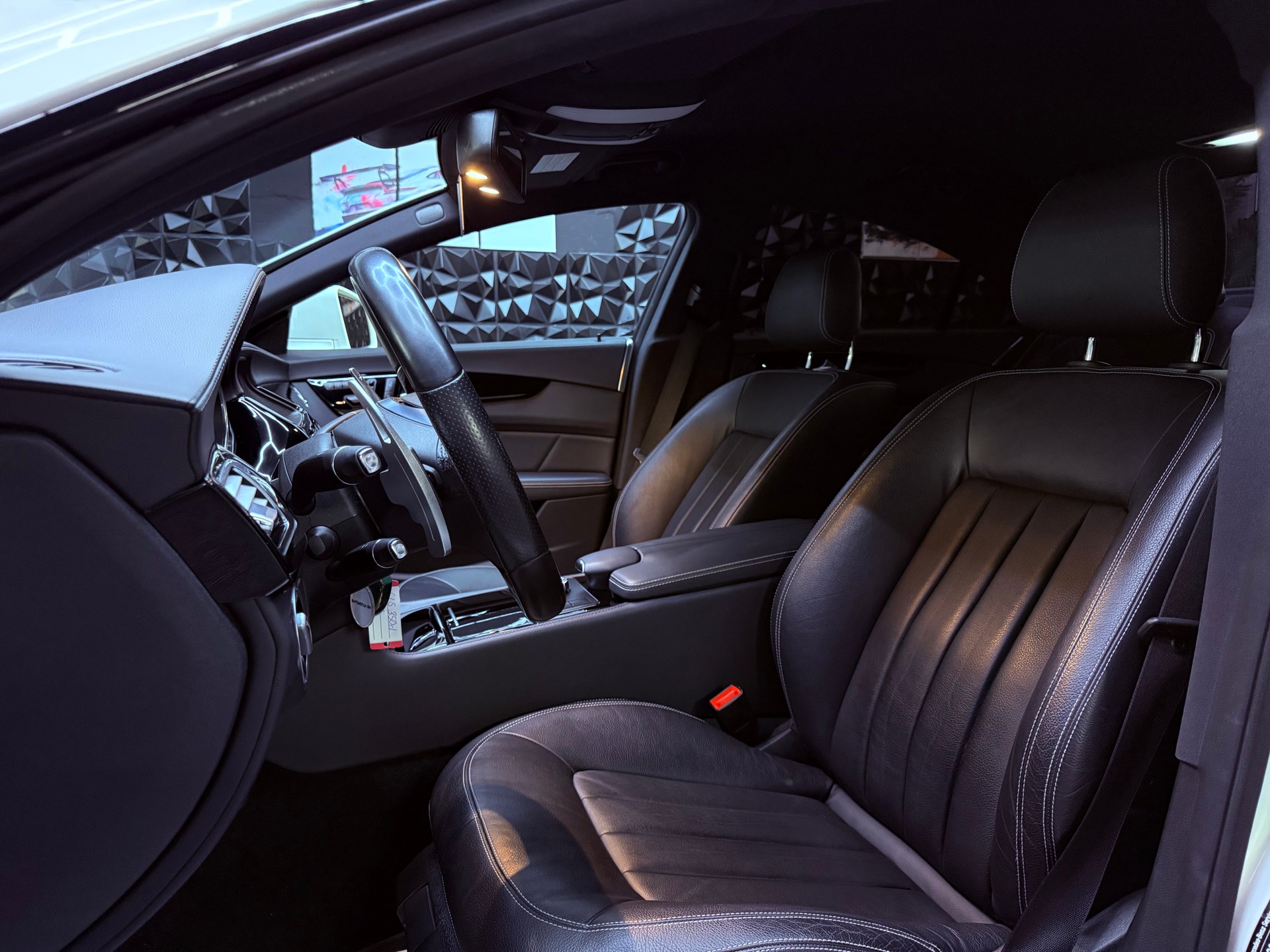 MERCEDES-BENZ CLS 350 CDI 7G-Tronic AMG Line-image-23