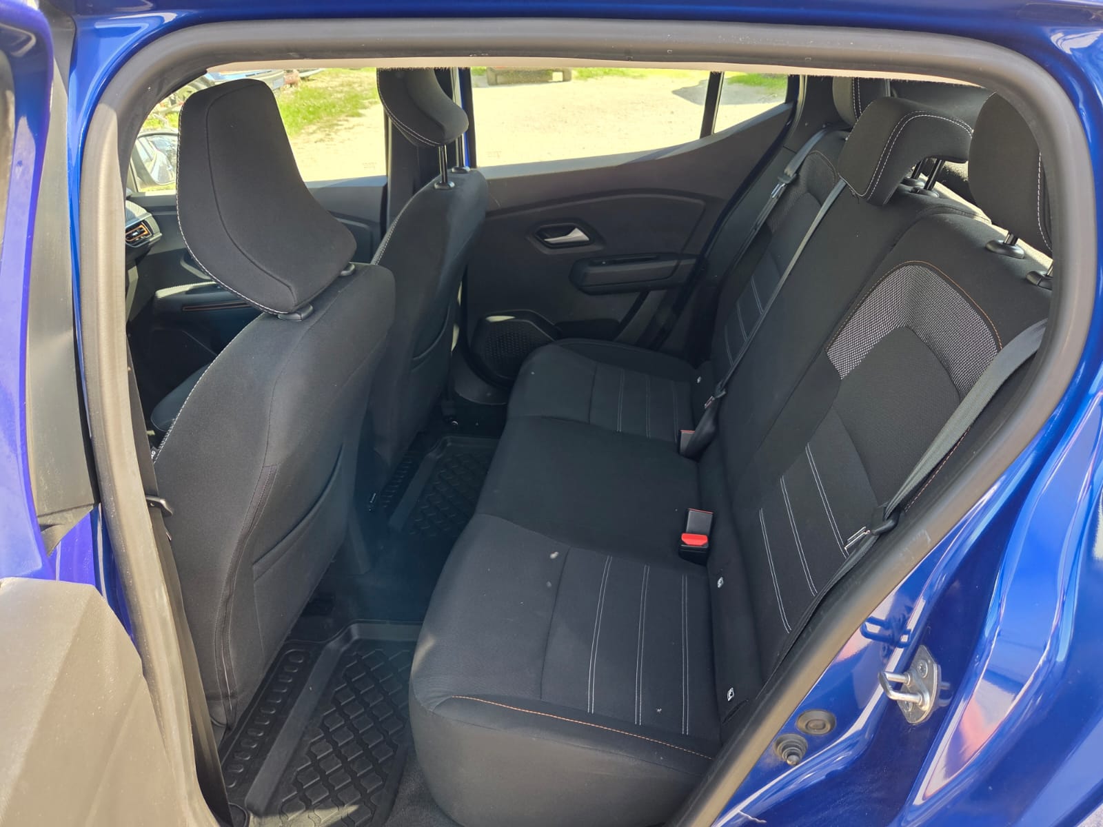 DACIA Sandero Stepway TCe 90 Expression CVT-image-13