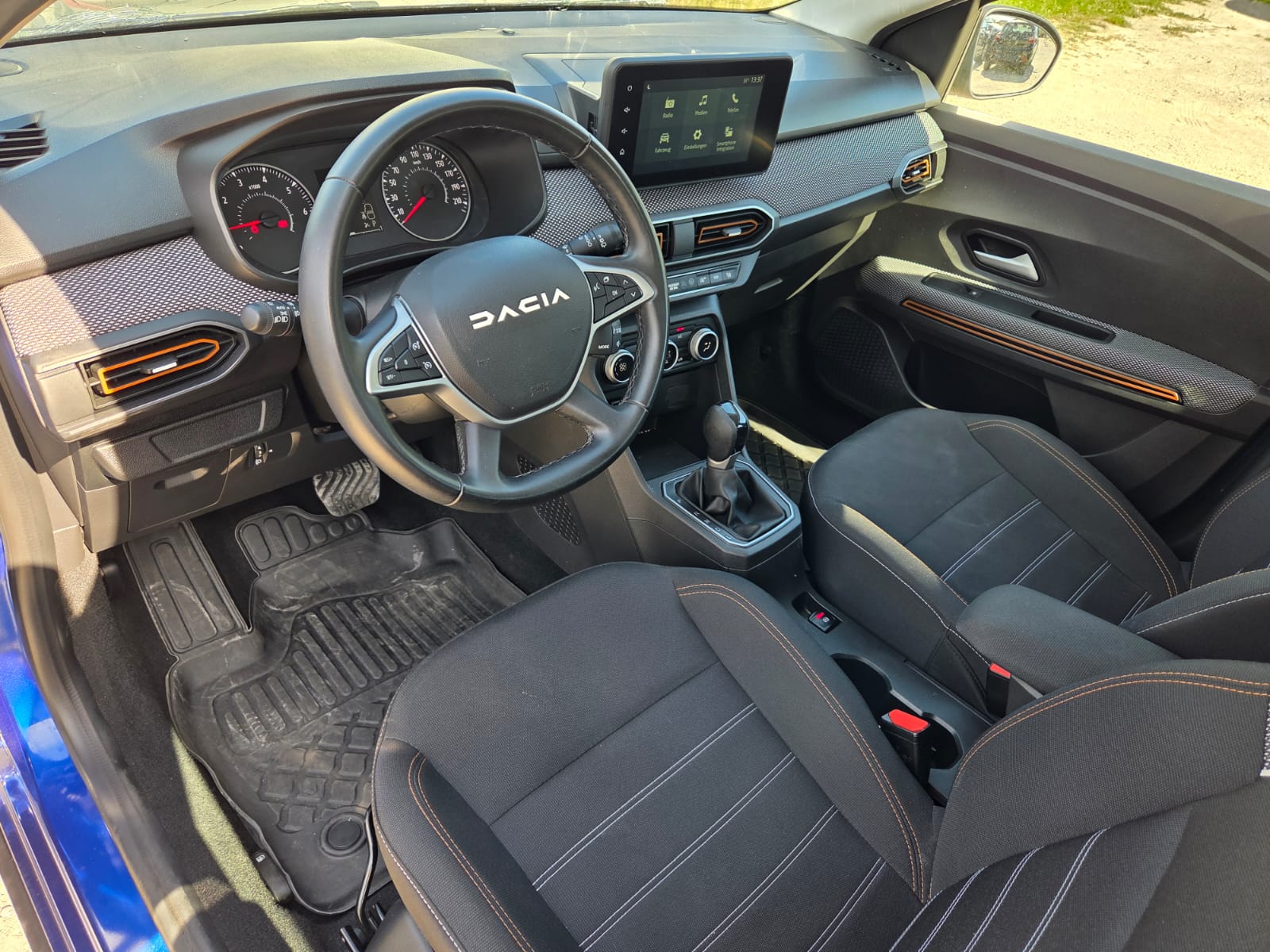 DACIA Sandero Stepway TCe 90 Expression CVT-image-9