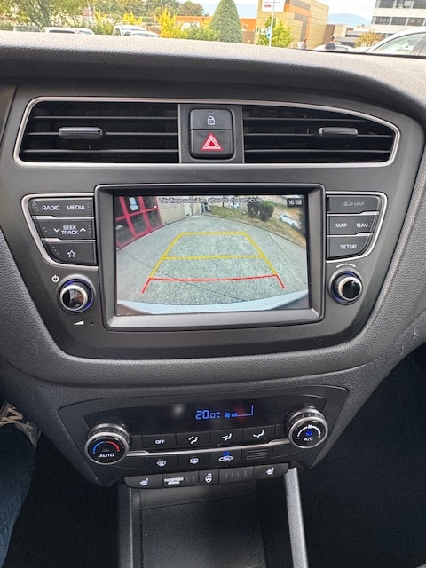 HYUNDAI i20 Active 1.0 T-GDi Amplia DCT-image-17