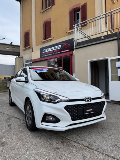 HYUNDAI i20 Active 1.0 T-GDi Amplia DCT-image-0
