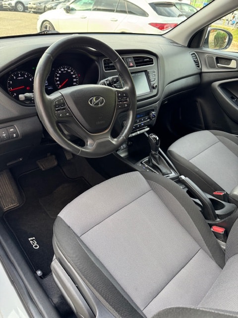 HYUNDAI i20 Active 1.0 T-GDi Amplia DCT-image-6
