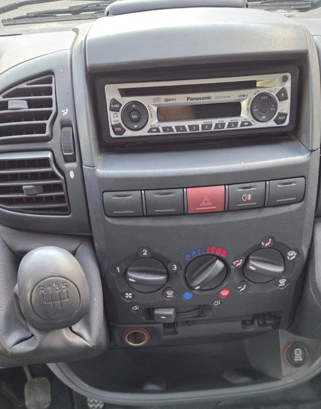 CITROEN Jumper 2.8 HDi 35 L-image-9