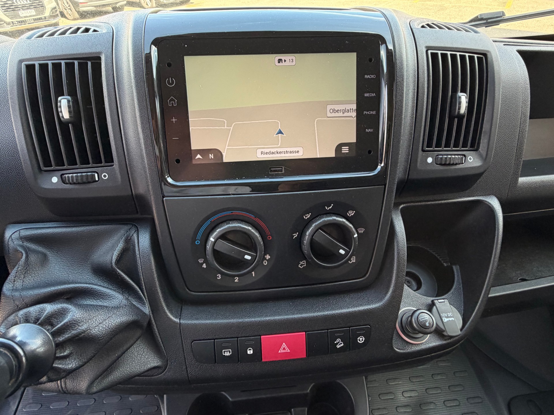 FIAT Ducato 35 2.3 MJ H3 Koffer mit Flügeltüren*Rückfahrkamera*Ab MFK*-image-12
