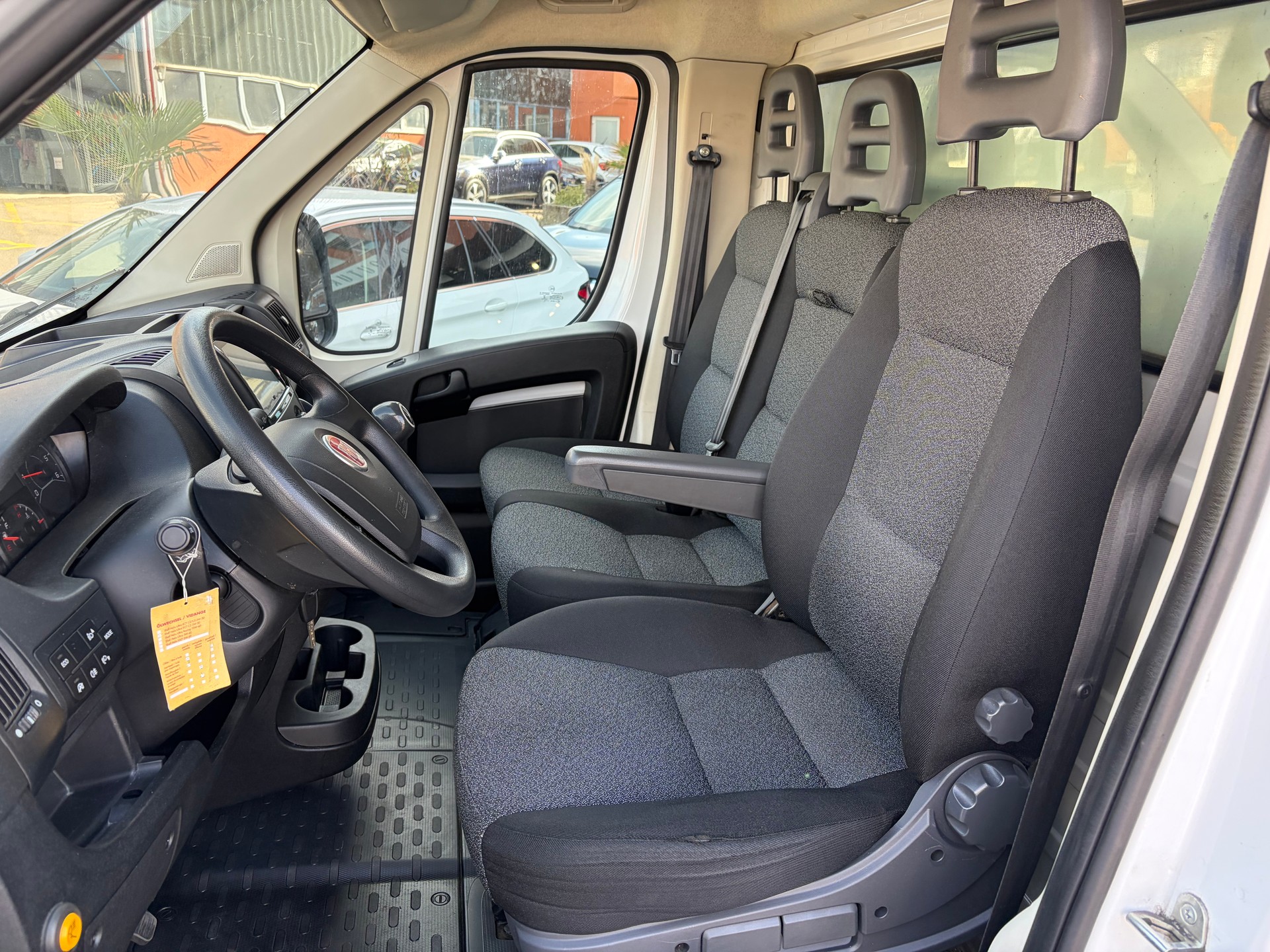 FIAT Ducato 35 2.3 MJ H3 Koffer mit Flügeltüren*Rückfahrkamera*Ab MFK*-image-5