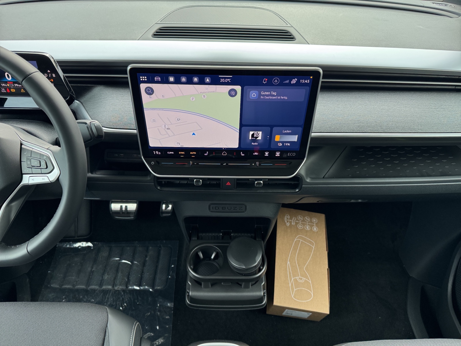VW ID.Buzz LWB Pro 4 Motion-image-10