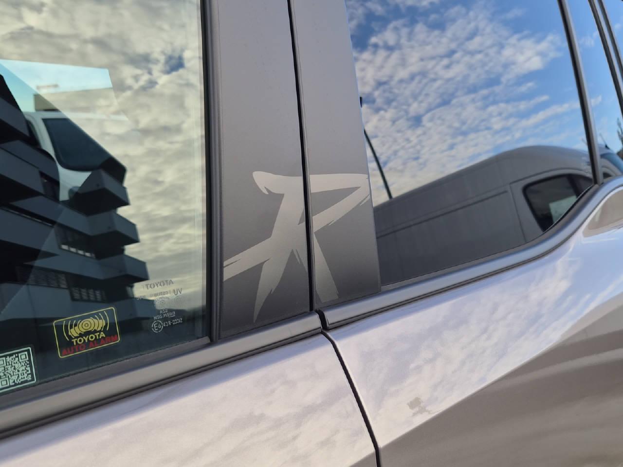TOYOTA Land Cruiser 2.8 D 48V 230 Rebel-image-11