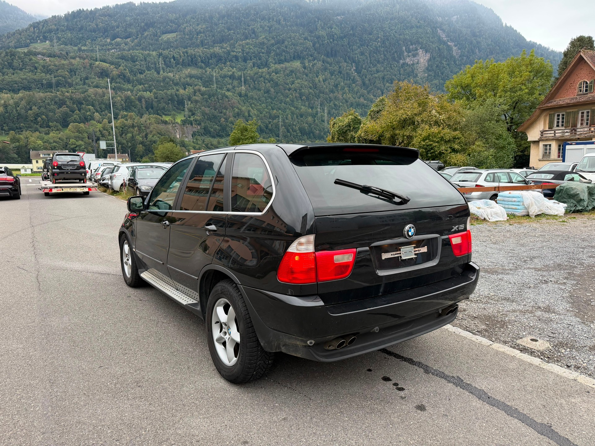BMW X5 4.4i-image-3