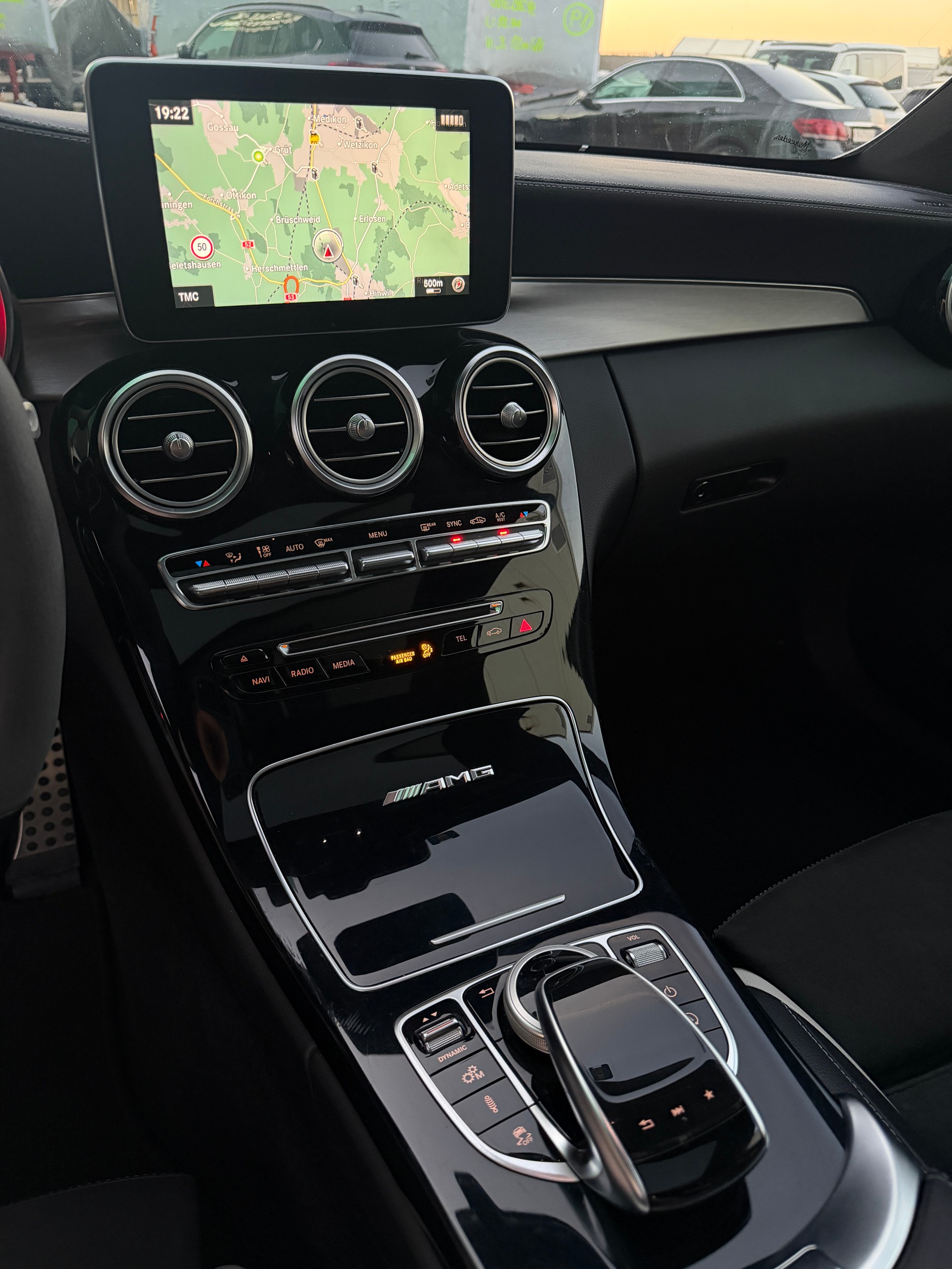 MERCEDES-BENZ C 63 S AMG Speedshift-image-12