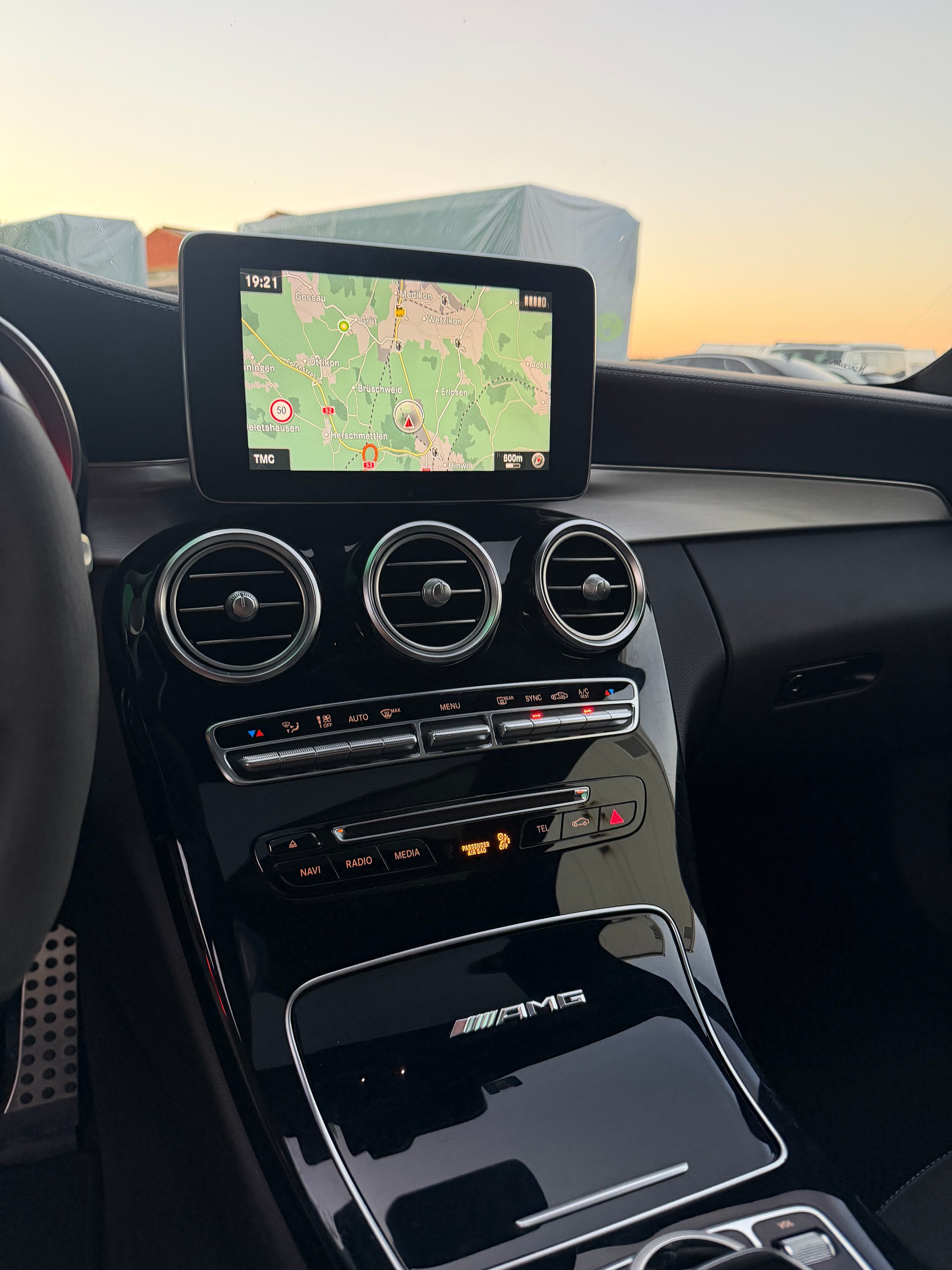MERCEDES-BENZ C 63 S AMG Speedshift-image-10