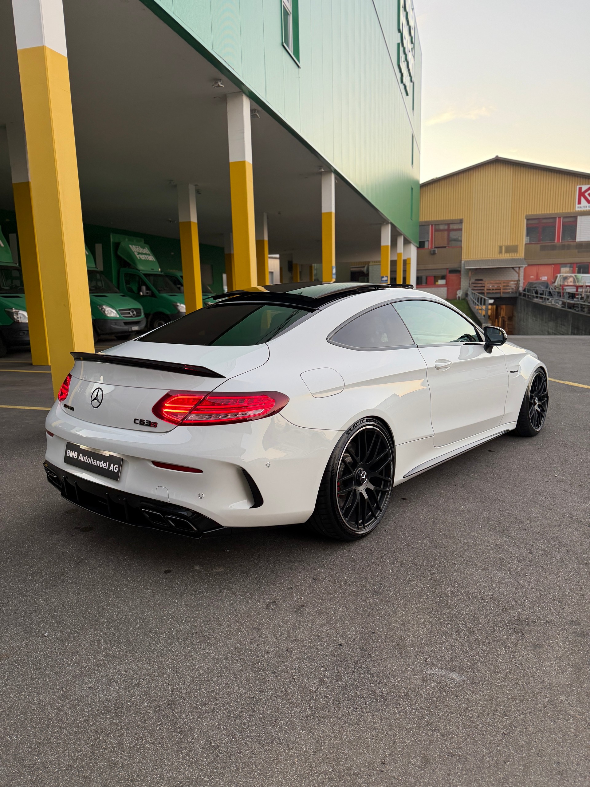 MERCEDES-BENZ C 63 S AMG Speedshift-image-6