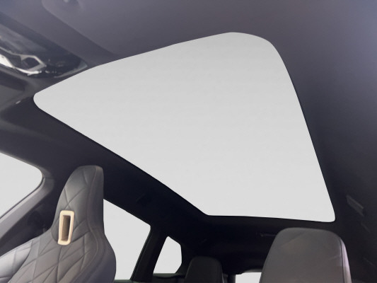 BMW iX xDrive50-image-11