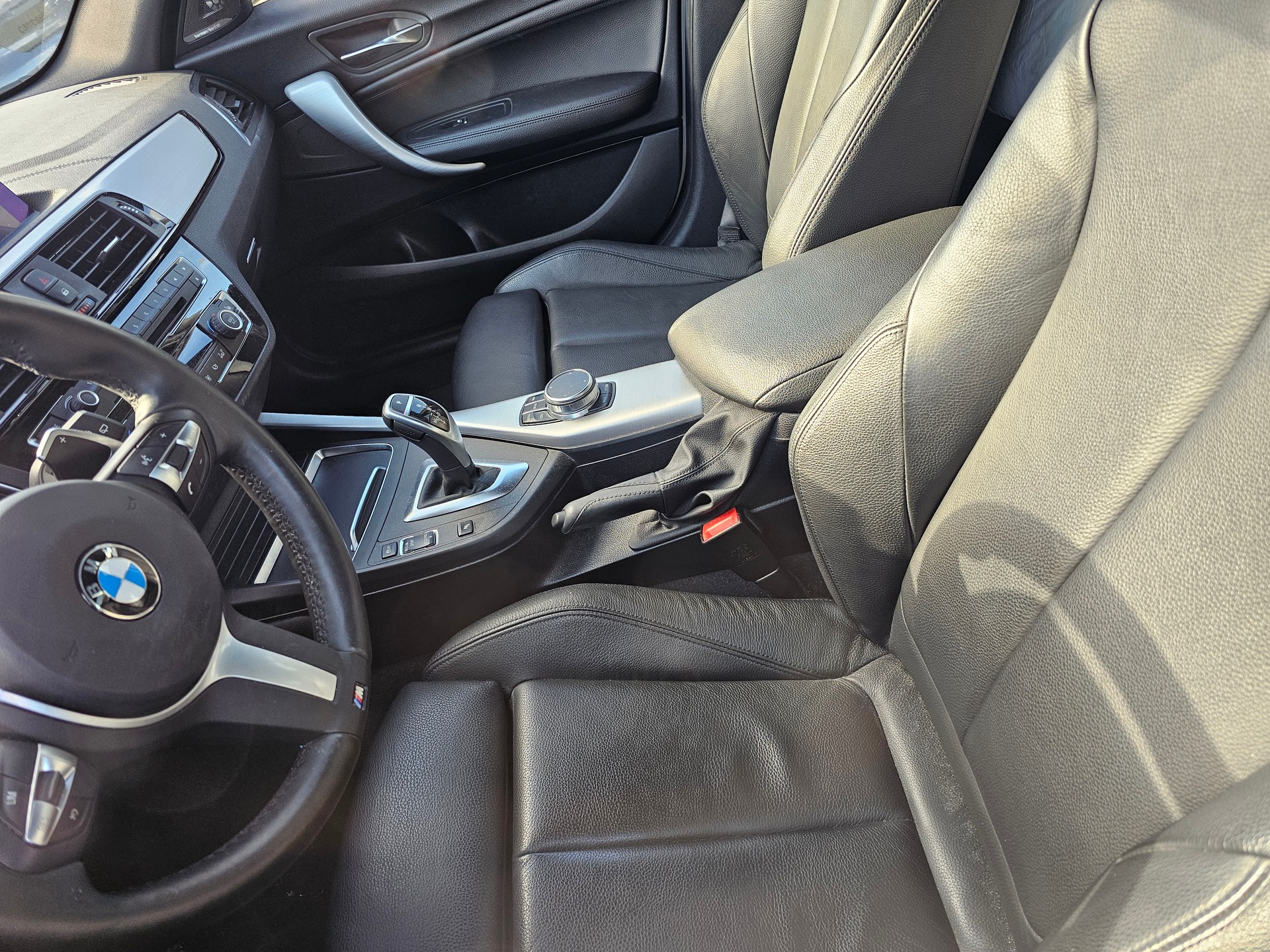 BMW M140i xDrive Steptronic-image-10