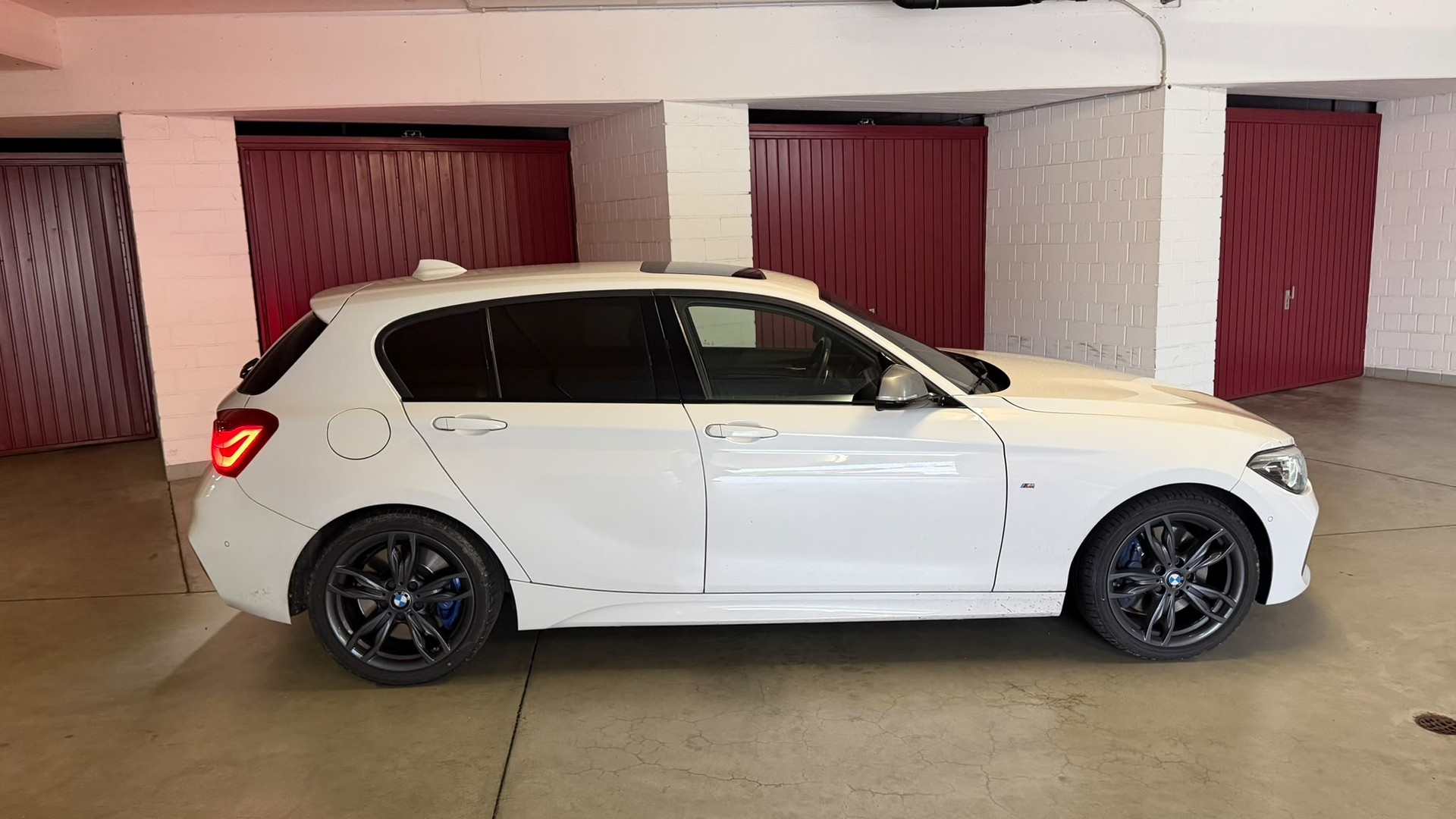 BMW M140i xDrive Steptronic-image-4
