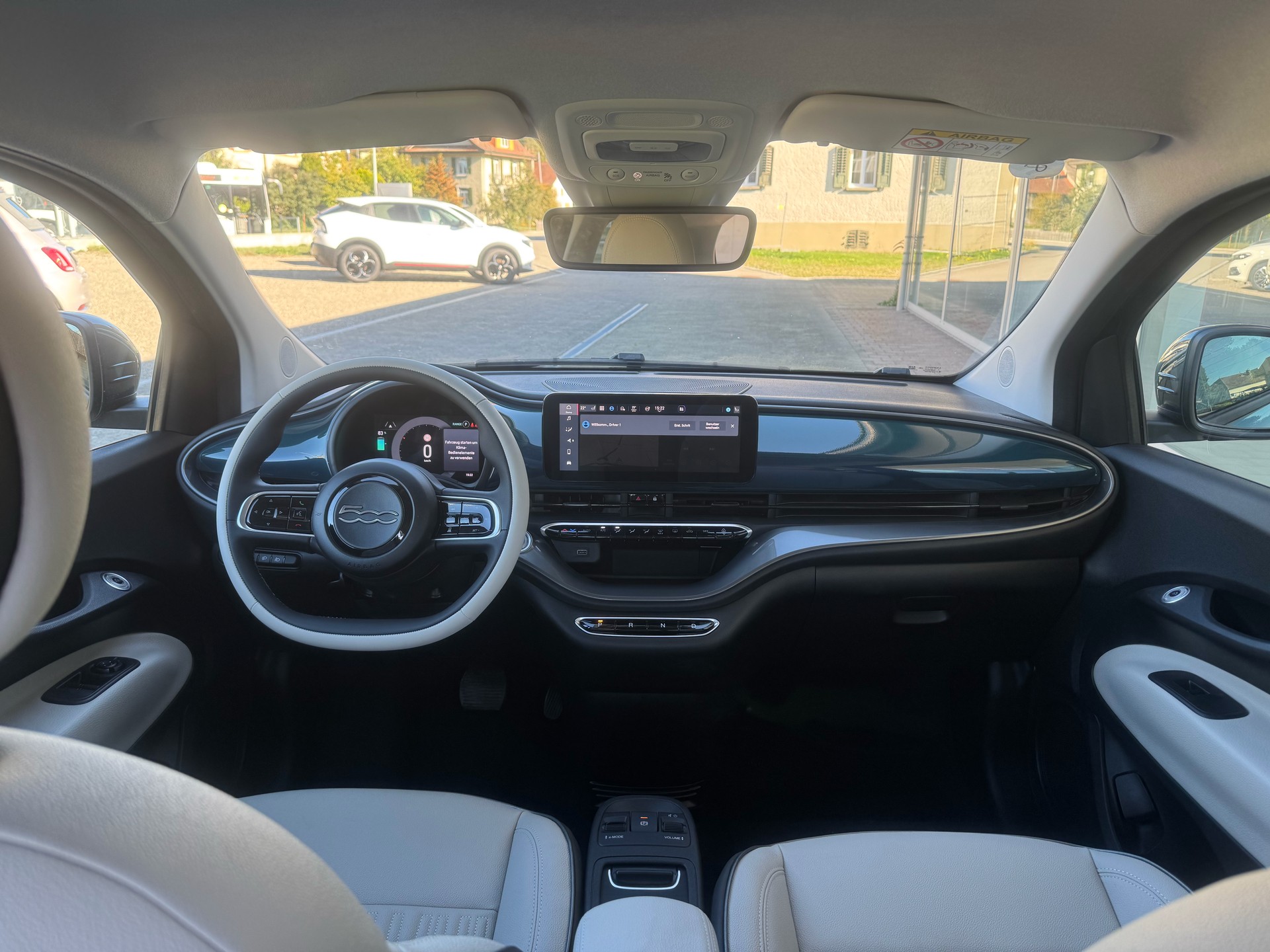 FIAT 500 electric 87 kW La Prima-image-10