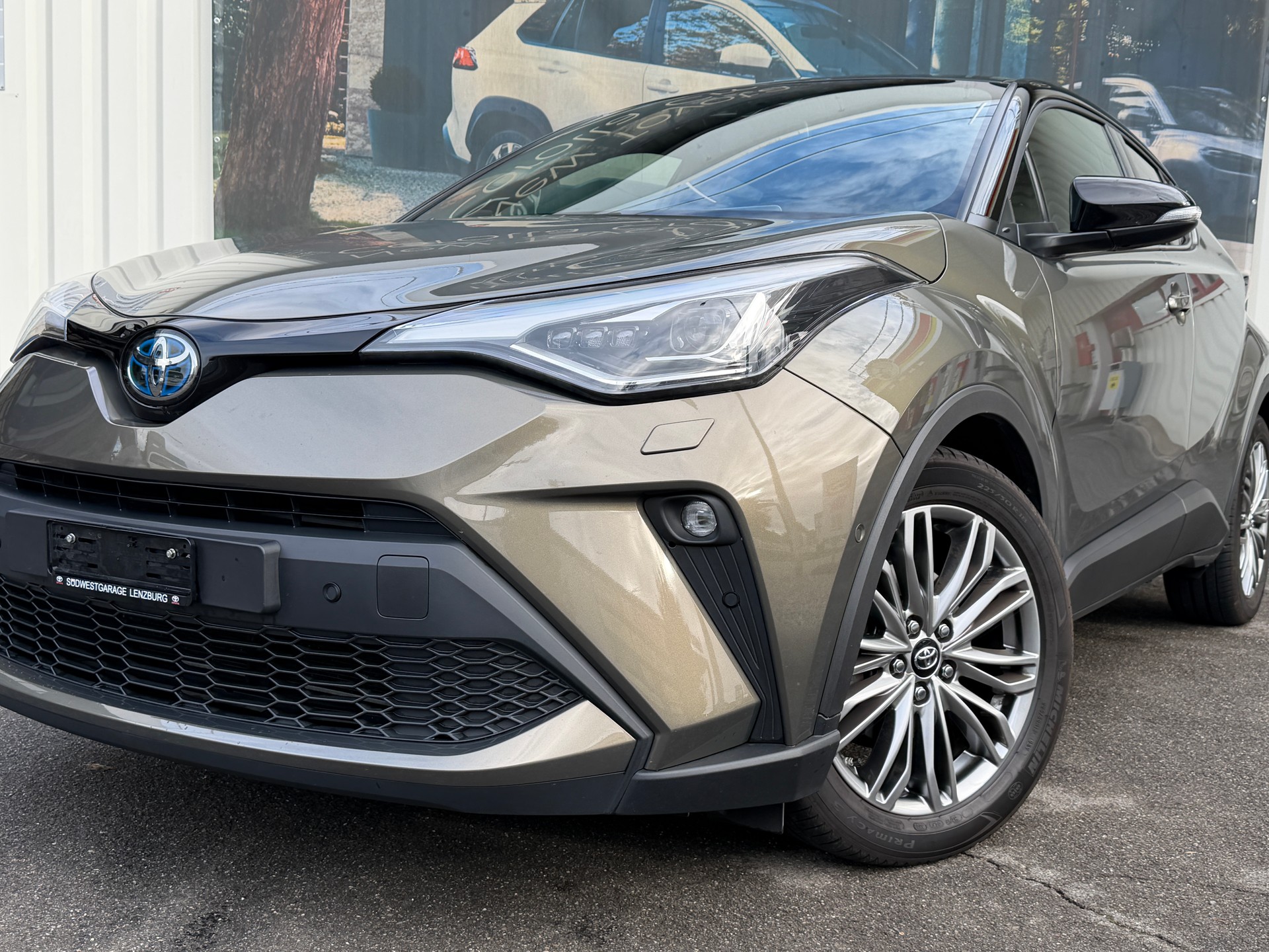 TOYOTA C-HR 2.0 HSD CVT Premium