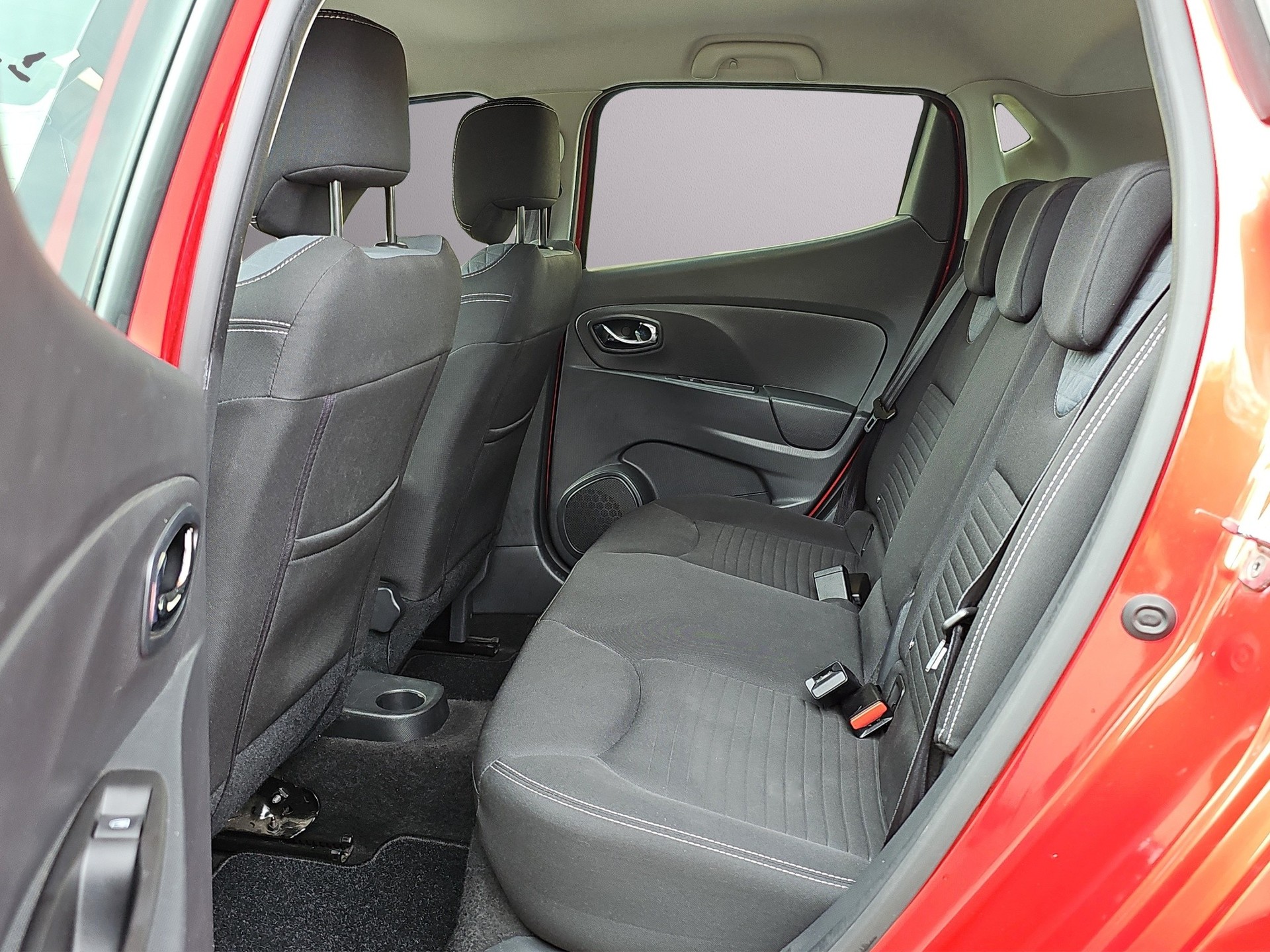 RENAULT Clio 1.2 16V T EDC-image-7