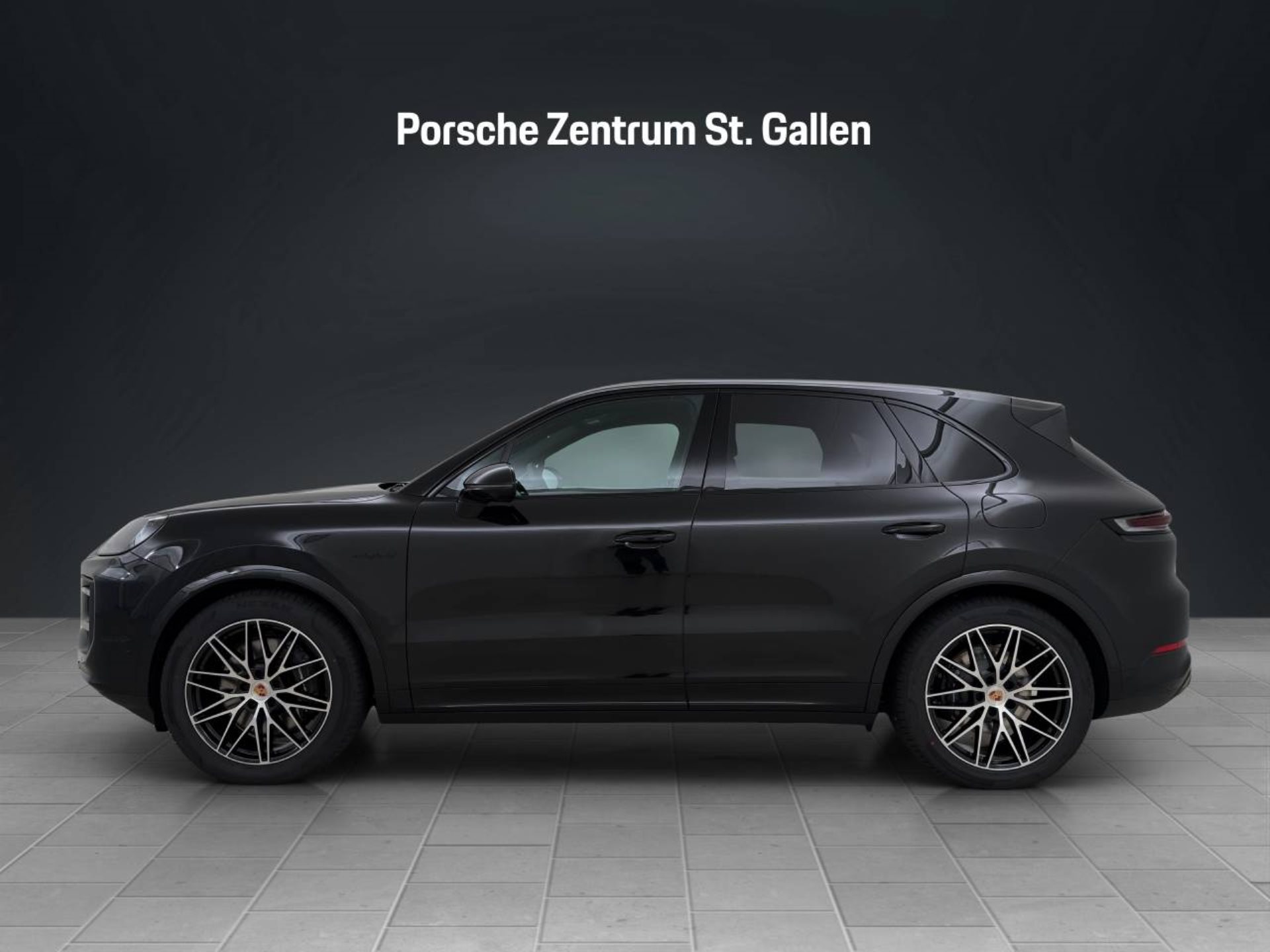 PORSCHE Cayenne E-Hybrid Black Edition-image-1