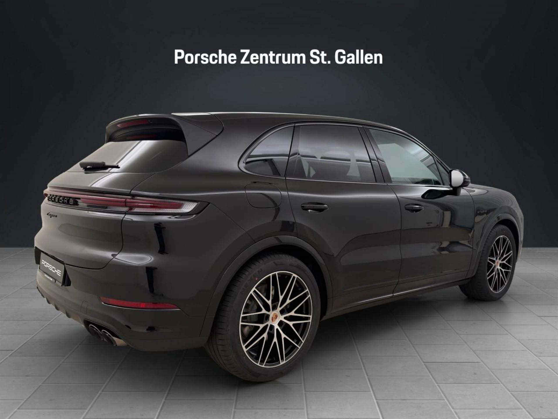 PORSCHE Cayenne E-Hybrid Black Edition-image-6