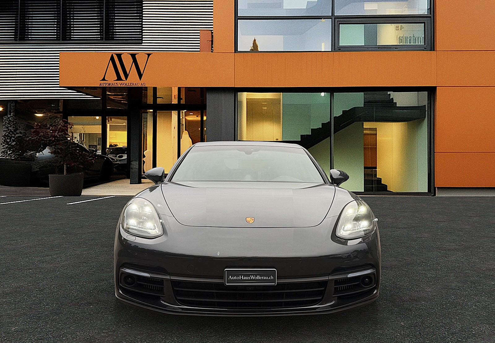 PORSCHE Panamera Sport Turismo 2.9 V6 4 E-Hybrid / CH Auslieferung - Top Ausstattung-image-2