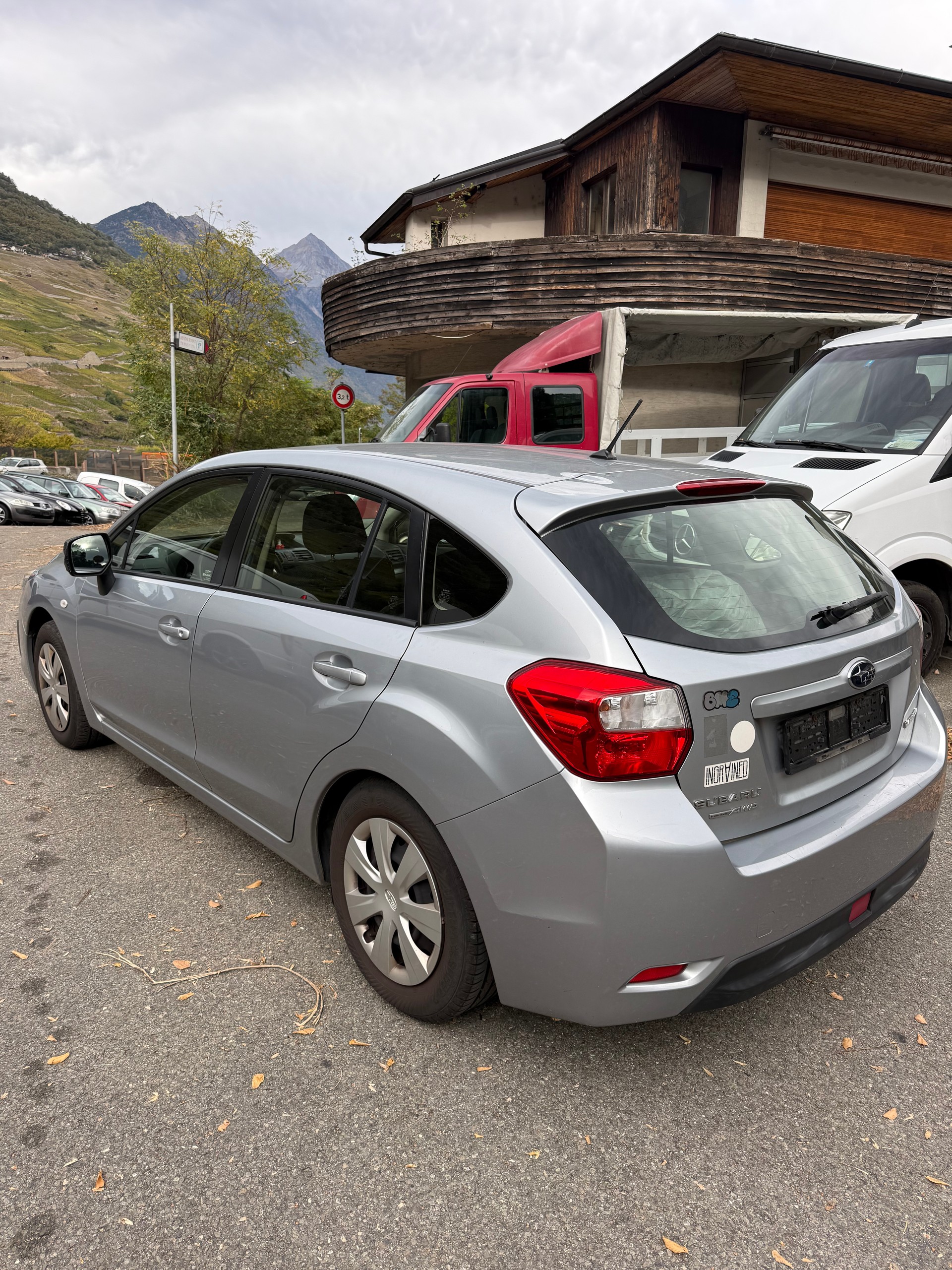 SUBARU Impreza 1.6 Swiss one-image-4