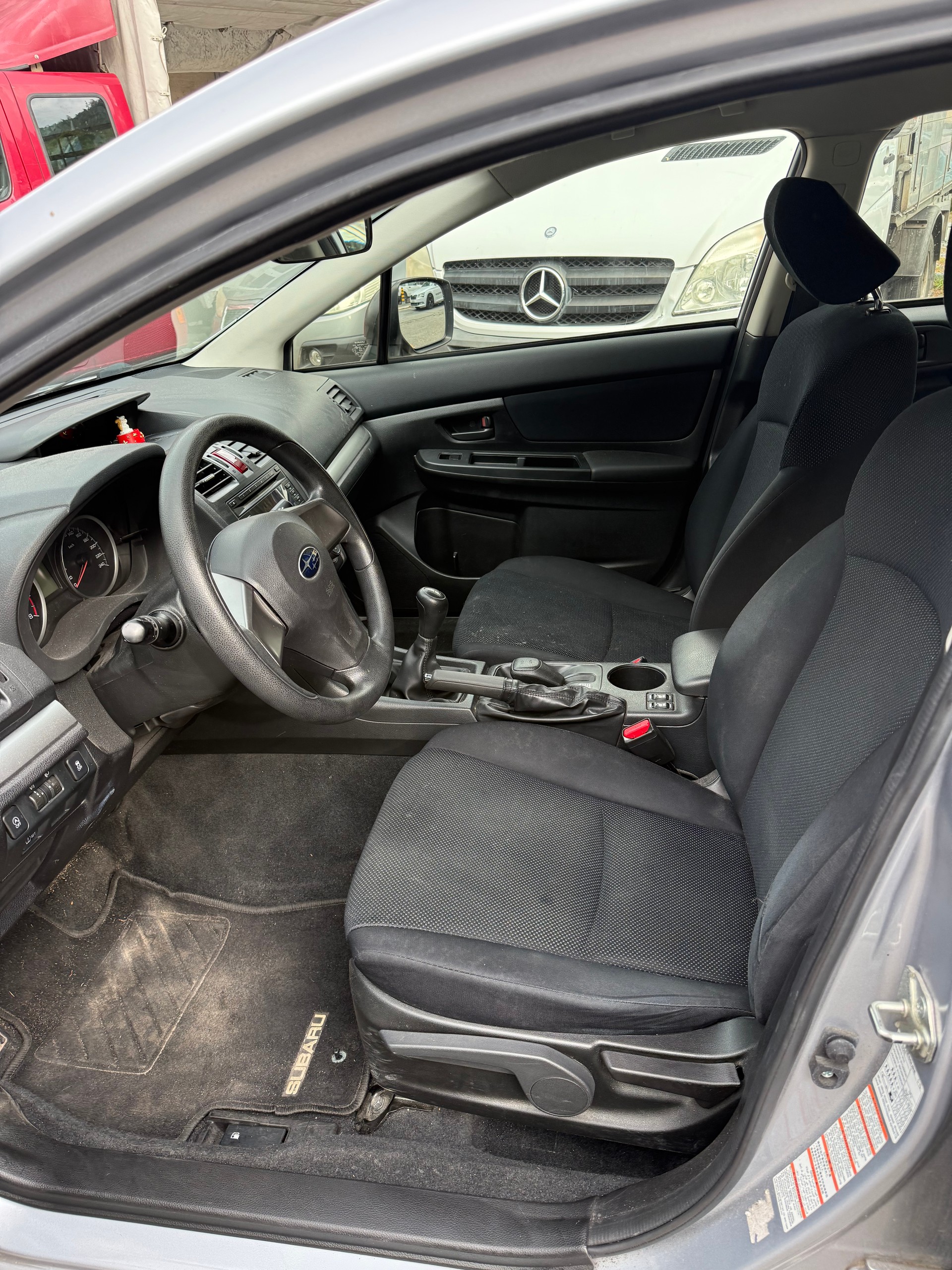 SUBARU Impreza 1.6 Swiss one-image-7