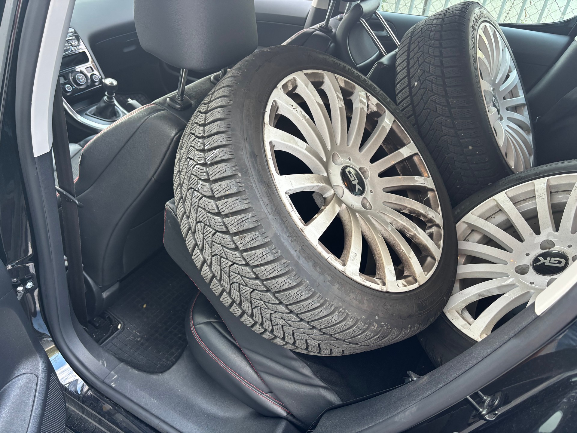 PEUGEOT 308 1.6 16V T GTi-image-11
