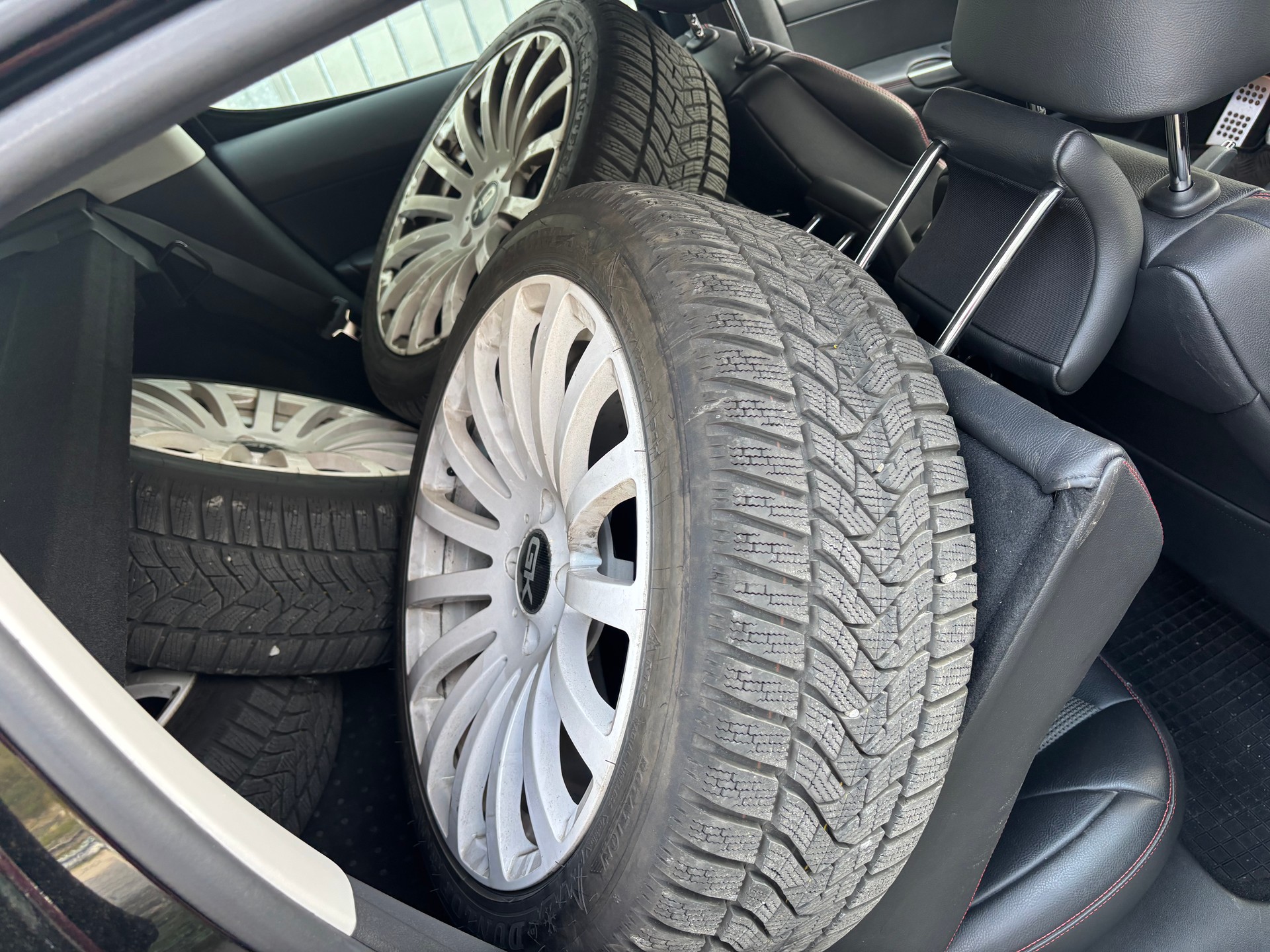 PEUGEOT 308 1.6 16V T GTi-image-10