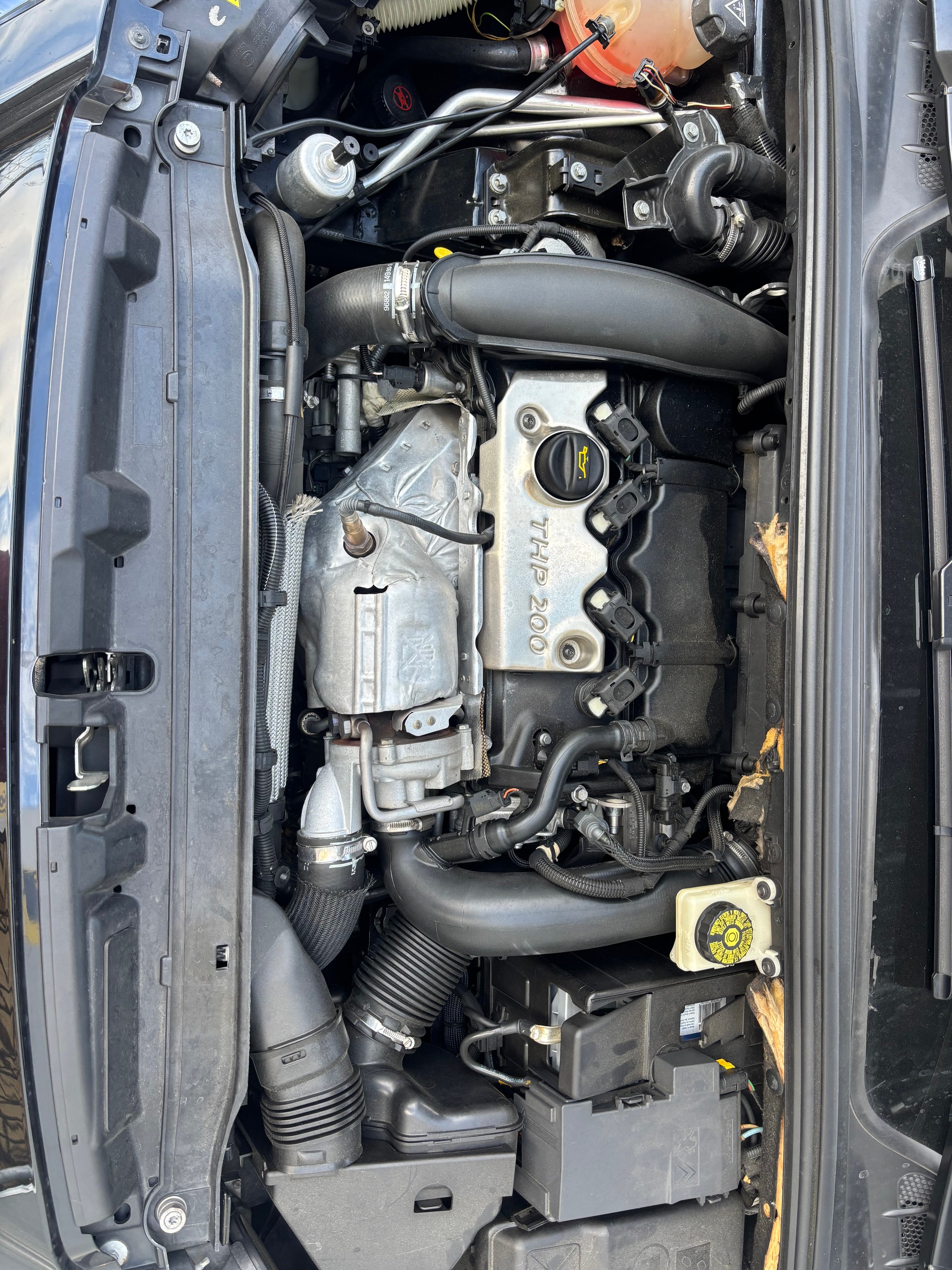 PEUGEOT 308 1.6 16V T GTi-image-13