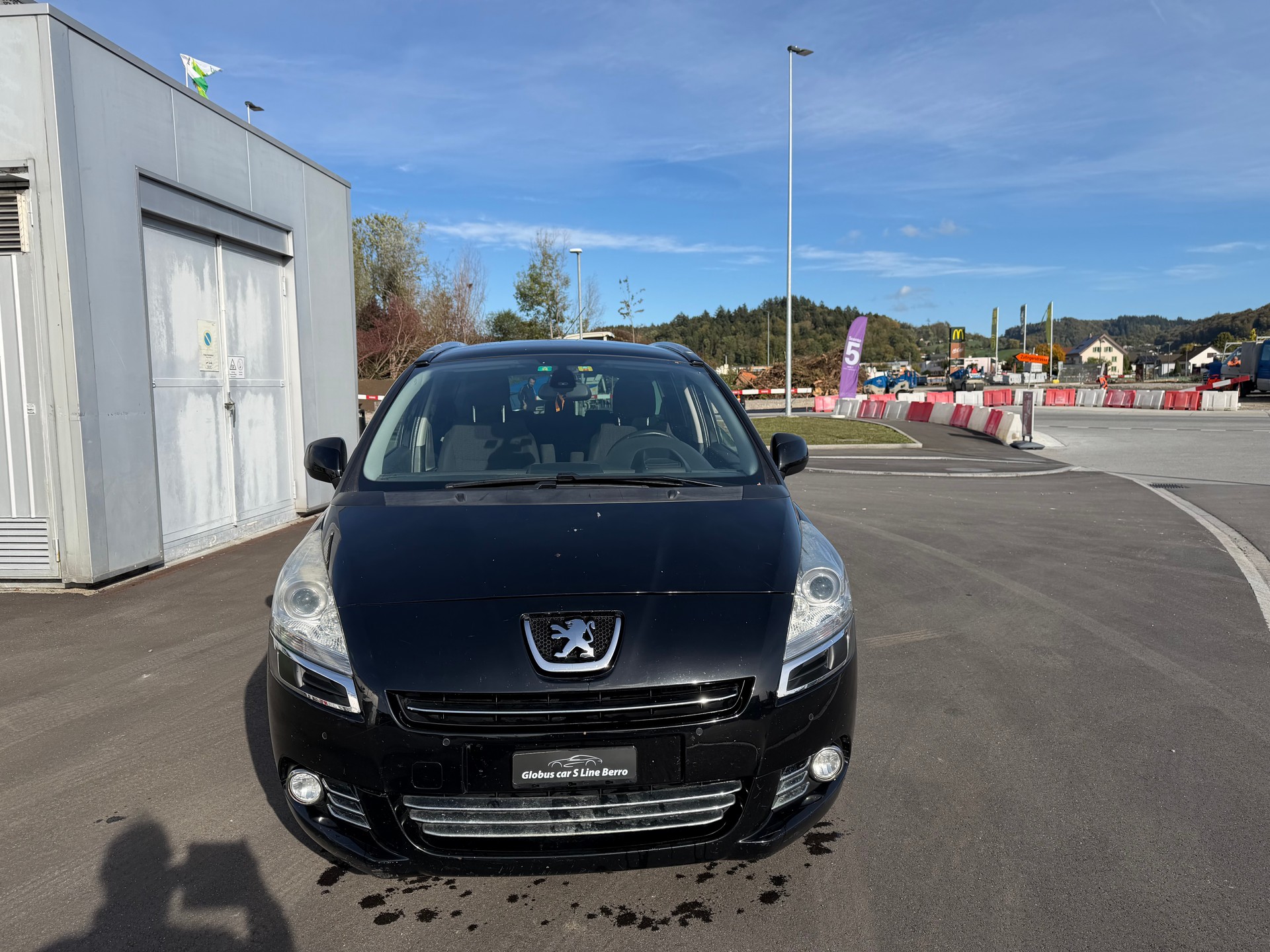 PEUGEOT 5008 2.0 HDI Business Automatic-image-0