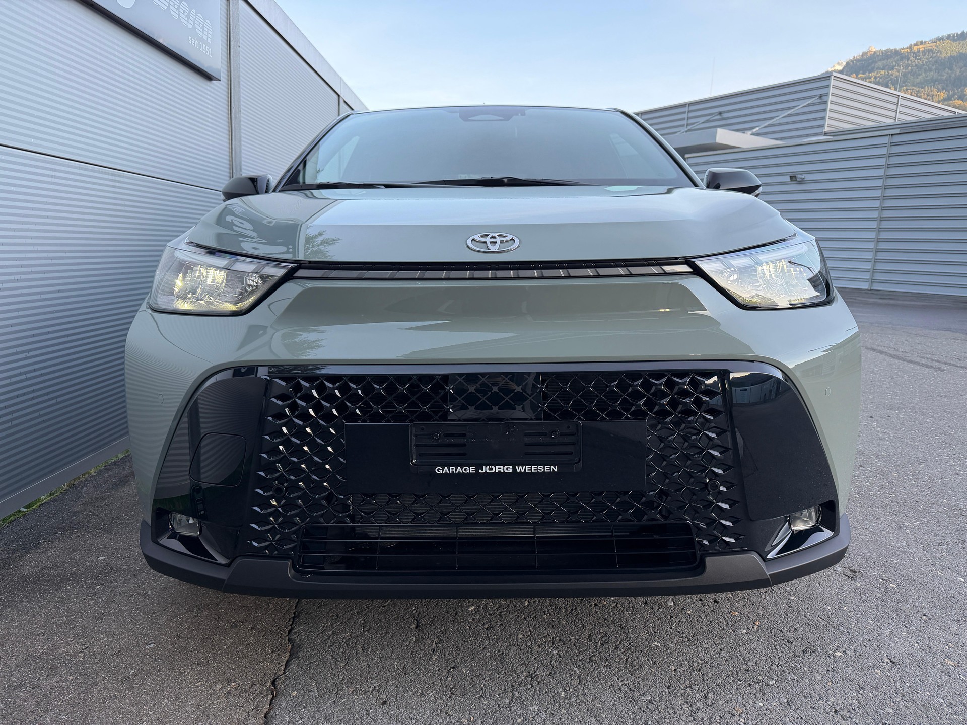 TOYOTA Aygo X 1.5 VVT-i HSD Trend-image-1