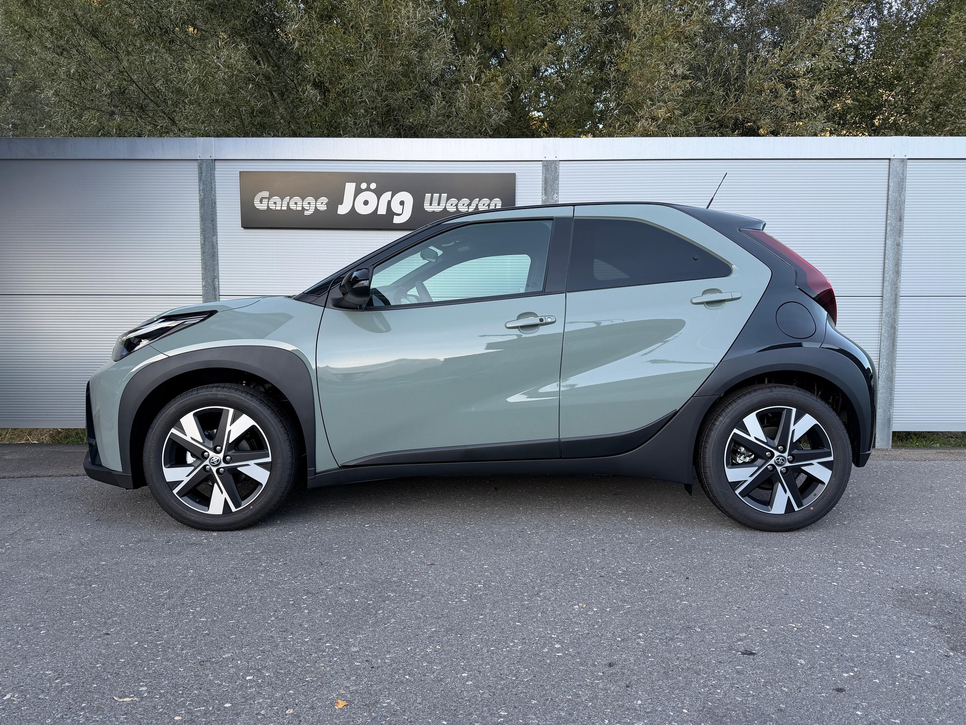 TOYOTA Aygo X 1.5 VVT-i HSD Trend-image-2