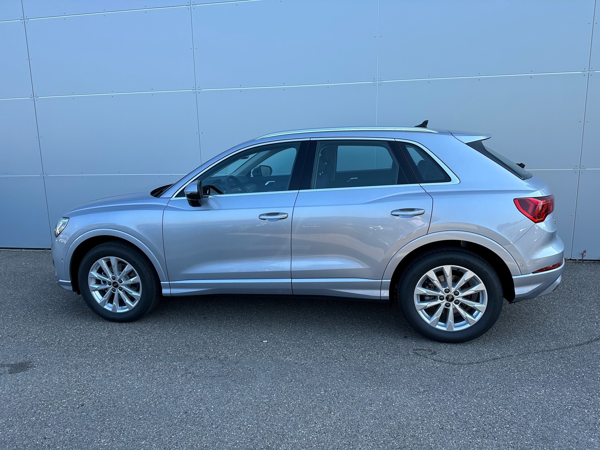 AUDI Q3 35 TFSI advanced Attraction S-tronic-image-0